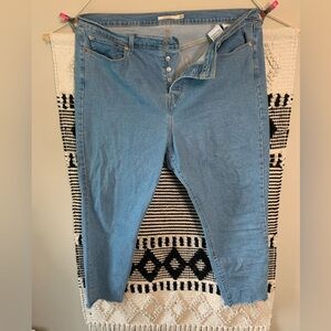 Levi’s Skinny Wedgie Jeans